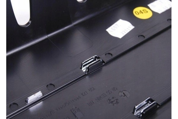 Audi Q5 13 16 front grill black gloss Car type undefined