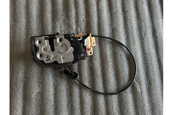 FERRARI ROMA F169 SF90 Door lock 879595 Door lock LEFT Catalog number of the part 879595 879 595