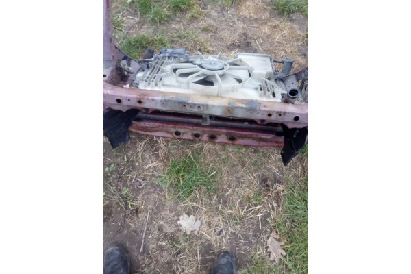 Conjunto de refuerzo del radiador Toyota Avensis T25 1.6 1.8 VVTi usad