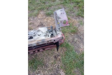 Conjunto de refuerzo del radiador Toyota Avensis T25 1.6 1.8 VVTi usad