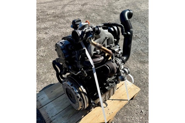 ENGINE 1 9 TDI VW T5 AXB AXC COMPLETE 157 THOUSAND KM Part manufacturer Volkswagen OE