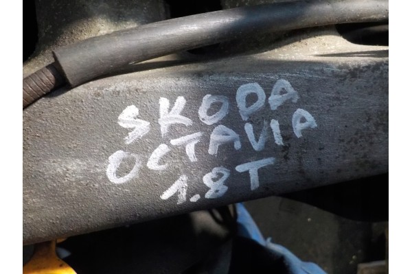 Motor SKODA OCTAVIA 1.8T AUM
