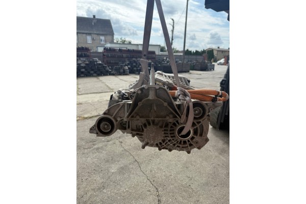 VITO 447 EQV 447 22 ELECTRIC MOTOR A4473402401 A4479009114 Part manufacturer Mercedes Benz OE
