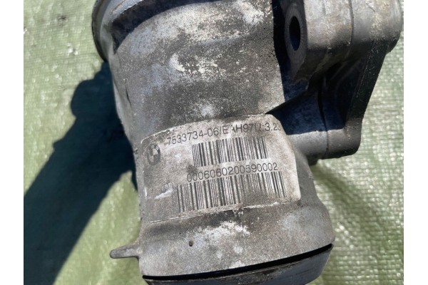 BMW E60 E61 E90 E91 E92 Puente delantero diferencial 3.23 7533734