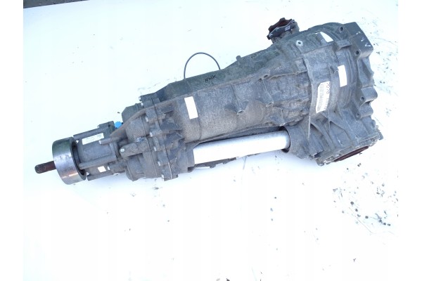 AUTOMATIC TRANSMISSION TIPTRONIC AUDI S8 4 0TFSI 8HP 55A NWK Catalog number of the part SKRZYNIA BIEGOW AUTOMATYCZNA TIPTRONIC A