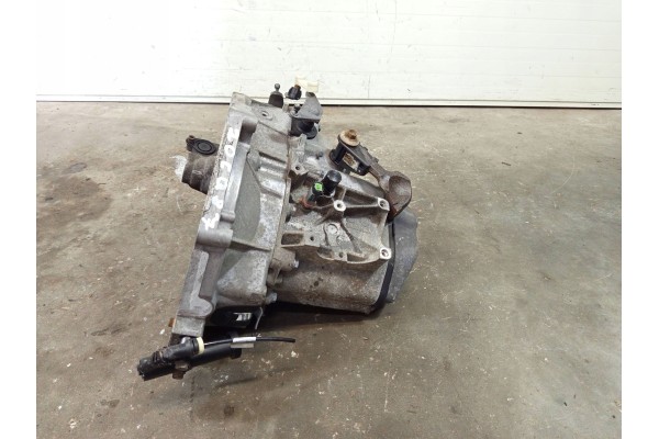 MANUAL GEARBOX 20CQ87 PEUGEOT 207 CITROEN C3 DS3 1 4 Car type passenger cars