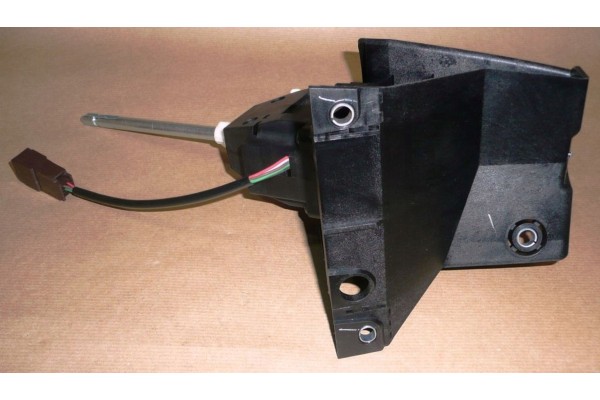 Renault OE 8200915410 shift bar Catalog number of the part 8200915410