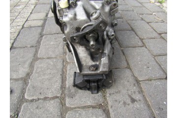 2 MERCEDES W124 2 5D 3 0D 91R MANUAL TRANSMISSION 5 SHORT ROLLERS Part manufacturer Mercedes Benz OE