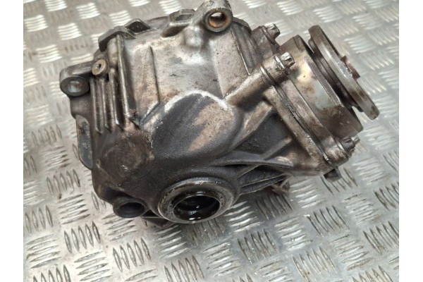 Mercedes Benz CLS C218 X218 2014 Front differential Differential Catalog number of the part A2213350208