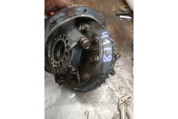Suzuki Vitara I 1 6 bridge head rear dyfer 41 8 5 125 Part manufacturer Suzuki OE