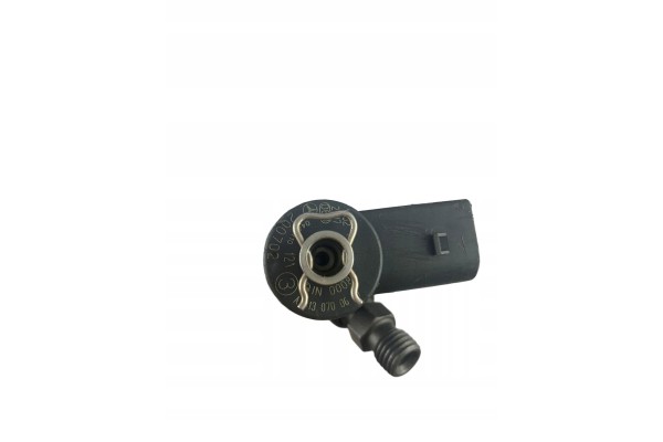 Injector Mercedes A6130700687 Part manufacturer Mercedes Benz OE