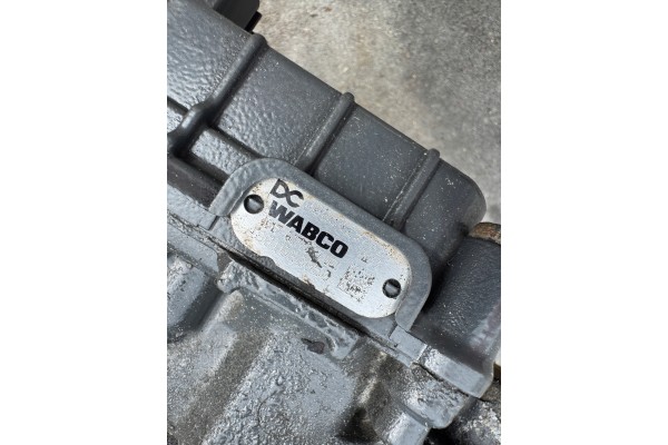Válvula Modulator EBS Mercedes Actros MP4 Arocs Antos Atego A00042976