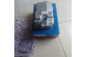 MERCEDES ACTROS AIR COMPRESSOR HEAD