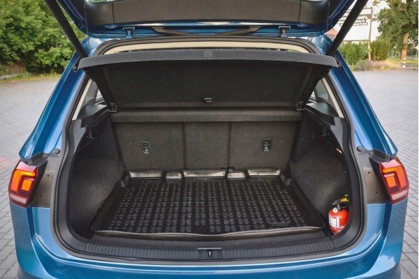 VOLKSWAGEN TIGUAN II AD1 2016 2024 TRUNK SHELF 5NA867769G Catalog number of the part 5NA867769G