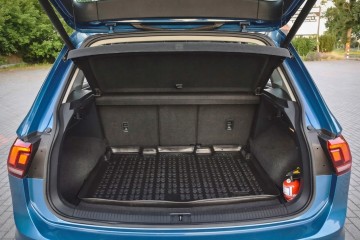 VOLKSWAGEN TIGUAN II AD1 2016 2024 TRUNK SHELF 5NA867769G Catalog number of the part 5NA867769G