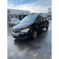 VOLKSWAGEN TOURAN (1T2) Advance