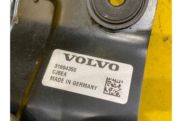 Volvo XC40 II SET WEBASTO 32226702 17 Version European