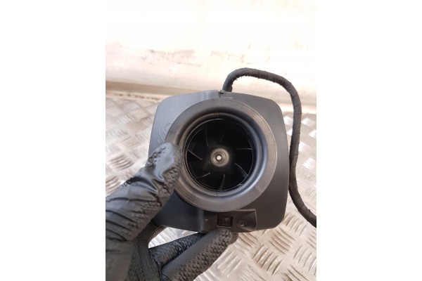Calefactor Webasto Airtronic D2 1851020 con Mando a Distancia y Bomba 
