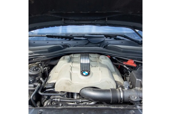 N62B44A complete engine 4 4 V8 BMW 5 E60 545i E60 745i