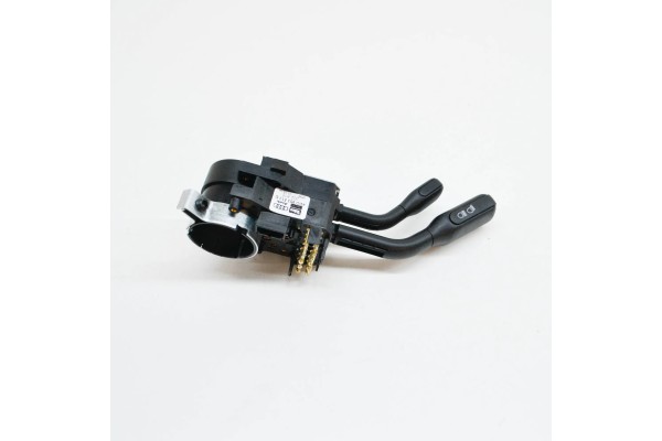 OE VAG 4D0953513D01C TURN SIGNAL AND LIGHT SWITCH AUDI A4 Quality of parts according to GVO O original with manufacturer s logo 