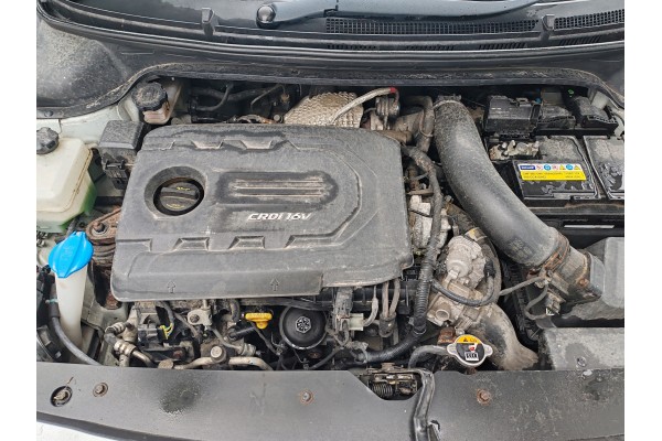 Engine complete D4FC 1 4 CRDI LIFT plastic cover Hyundai I20 II 14 19