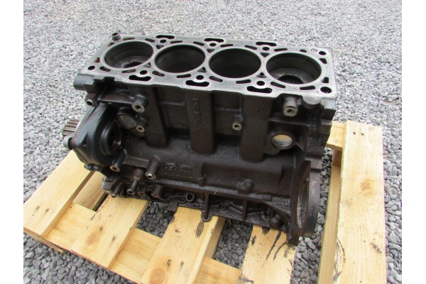 Bloque de motor con cigüeñal Hyundai Santa Fe II 2.2 CRDi D4EB