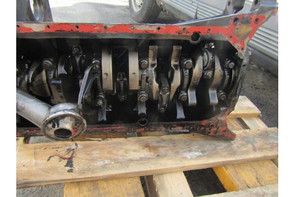 17 MERCEDES W124 W201 190 2 5D ENGINE BLOCK PISTONS BOTTOM ENGINE COMPLETE Car type passenger cars