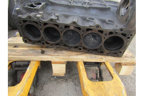 17 MERCEDES W124 W201 190 2 5D ENGINE BLOCK PISTONS BOTTOM ENGINE COMPLETE Quality of parts according to GVO Q original with fac