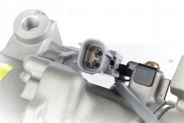 AIR CONDITIONING COMPRESSOR for RENAULT Grand Megane Scenic Catalog number of the original RENAULT 7711497392 RENAULT 8200939386