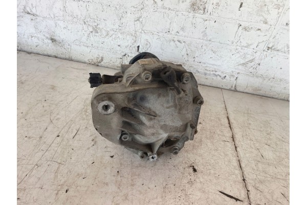 Rear differential BMW 5 F10 F11 7584448 Car type passenger cars