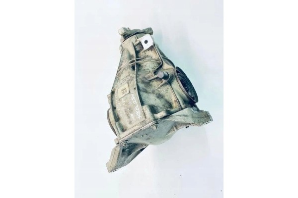 Rear reducer MERCEDES BENZ E W213 2133509011 1 95L diesel 2018 Catalog number of the original 2133509011