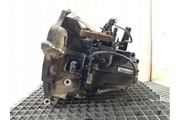 GEARBOX HONDA CR V II Z2M1 2 0 150KM 01 07 Part manufacturer OEM