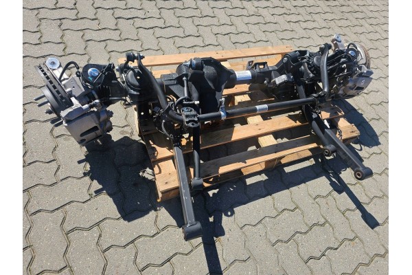 JEEP WRANGLER JL SAHARA LIMITED SPORT M186 GIVEN BRIDGE FRONT P68577448AA Part manufacturer Jeep OE