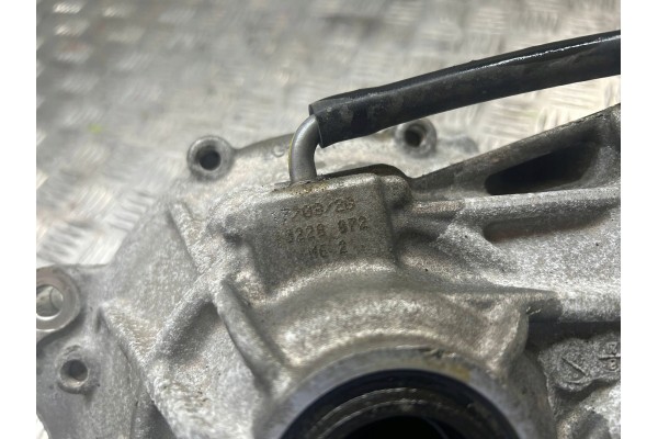 REDUCER ANGULAR TRANSMISSION RANGE ROVER VELAR L560 2 0 J8A2 3017 AB Catalog number of the part REDUKTOR PRZEKADNIA KATOWA RANGE