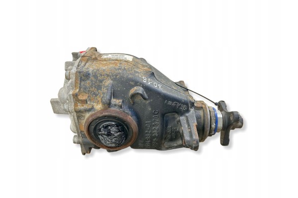 2018 BMW 3 F30 F35 F31 Rear differential 848572302 Catalog number of the part 848572302