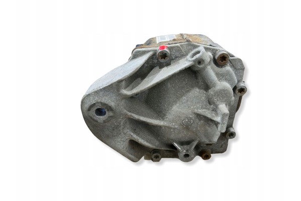 2018 BMW 3 F30 F35 F31 Rear differential 848572302 Installation side multipurpose