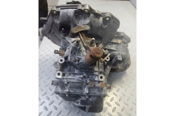 OPEL ADAM CORSA MERIVA ASTRA GEARBOX 12 19 31TYS 1 4B B68S394 Catalog number of the part SKRZYNIA BIEGOW