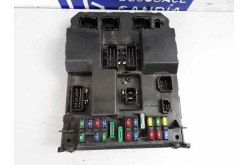 9651197680 CAJA RELES / FUSIBLES PEUGEOT 307 BREAK / SW (S1)(04.2002)