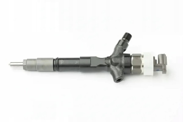 INJECTOR DCRI107730 DENSO TOYOTA LAND CRUISER