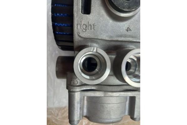 Axle brake modulator 480 104 003 0 WYP Part manufacturer Wabco