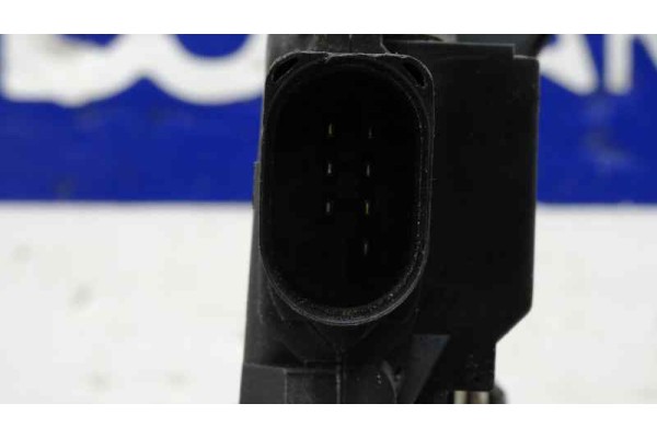 8E0839016C  CERRADURA PUERTA TRASERA DERECHA AUDI A4 AVANT (8E) 2.5 TDI (120kW) 2003 8E0839016C 175697 AUDI - 1