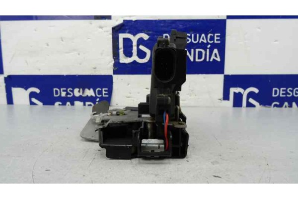 8E0839016C  CERRADURA PUERTA TRASERA DERECHA AUDI A4 AVANT (8E) 2.5 TDI (120kW) 2003 8E0839016C 175697 AUDI - 2