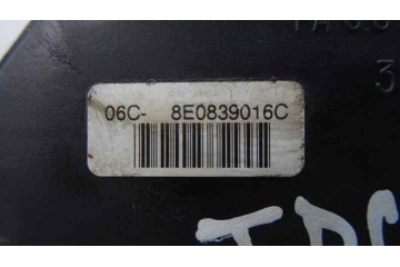 8E0839016C  CERRADURA PUERTA TRASERA DERECHA AUDI A4 AVANT (8E) 2.5 TDI (120kW) 2003 8E0839016C 175697 AUDI - 4