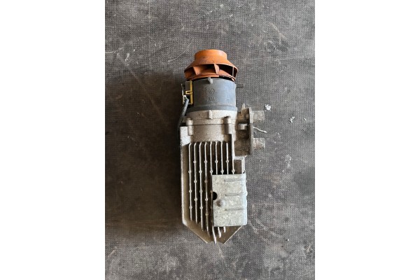 WEBASTO PARKING HEATER EBERSPACHER AIRTRONIC D2 25 1822 06 01 00 Part manufacturer MAN OE