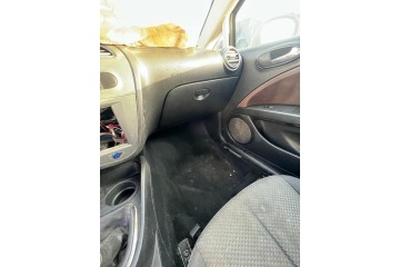 SEAT LEON (1P1) Reference