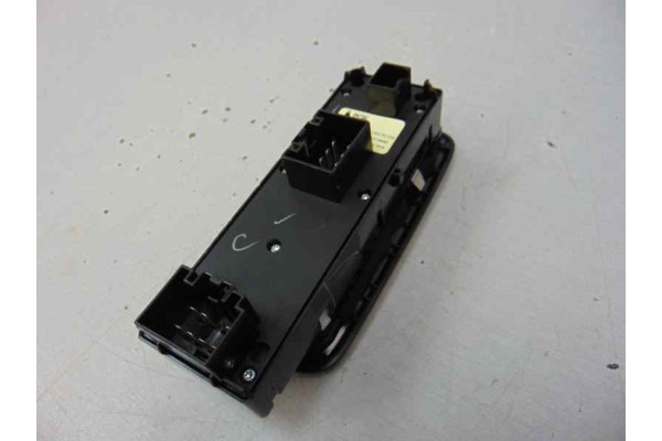 G1B514A132DA MANDO ELEVALUNAS DELANTERO IZQUIERDO FORD KA+ (CDU)