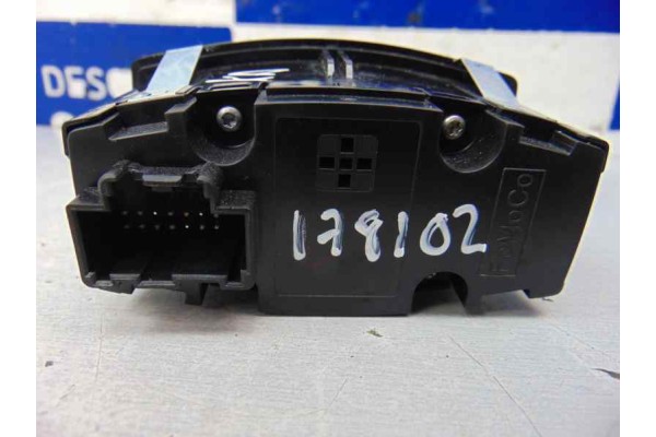 E4B513A024BC MANDO LUCES FORD KA+ (CDU)