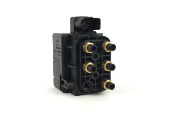 Suspension pneumatic distributor Audi Q7 VW Touareg 15 1524 0033 2