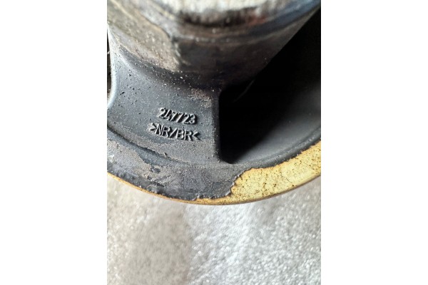 VIBRATION DAMPER FERRARI 247723 Part manufacturer Ferrari OE