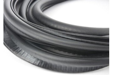 OE BMW TRUNK SEAL BMW 5 F10 Part manufacturer BMW OE